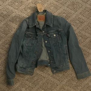 Levis Women Denim Jacket NWT